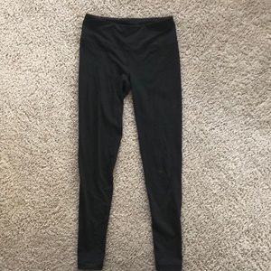 Victoria’s Secret long workout leggings